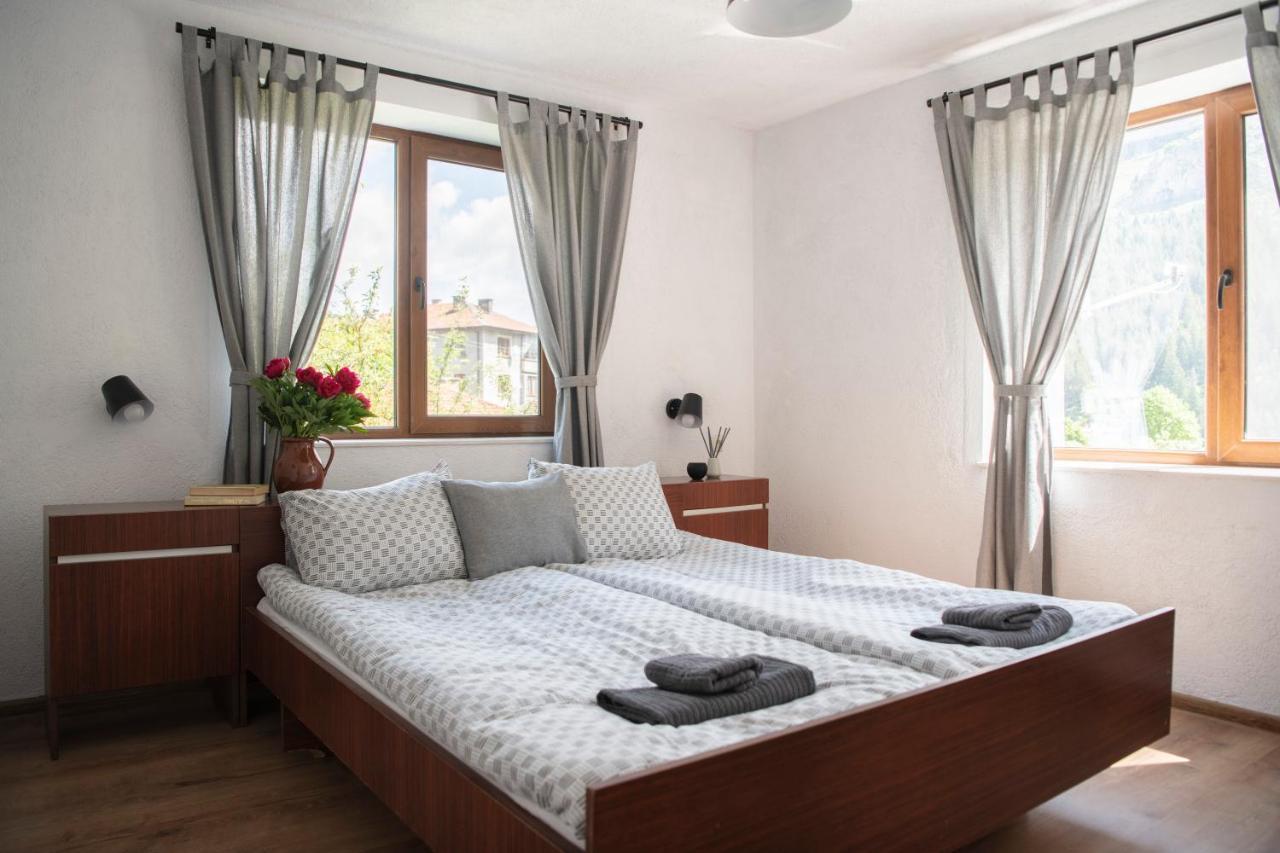 Къща До Гората Триград Villa Ngoại thất bức ảnh